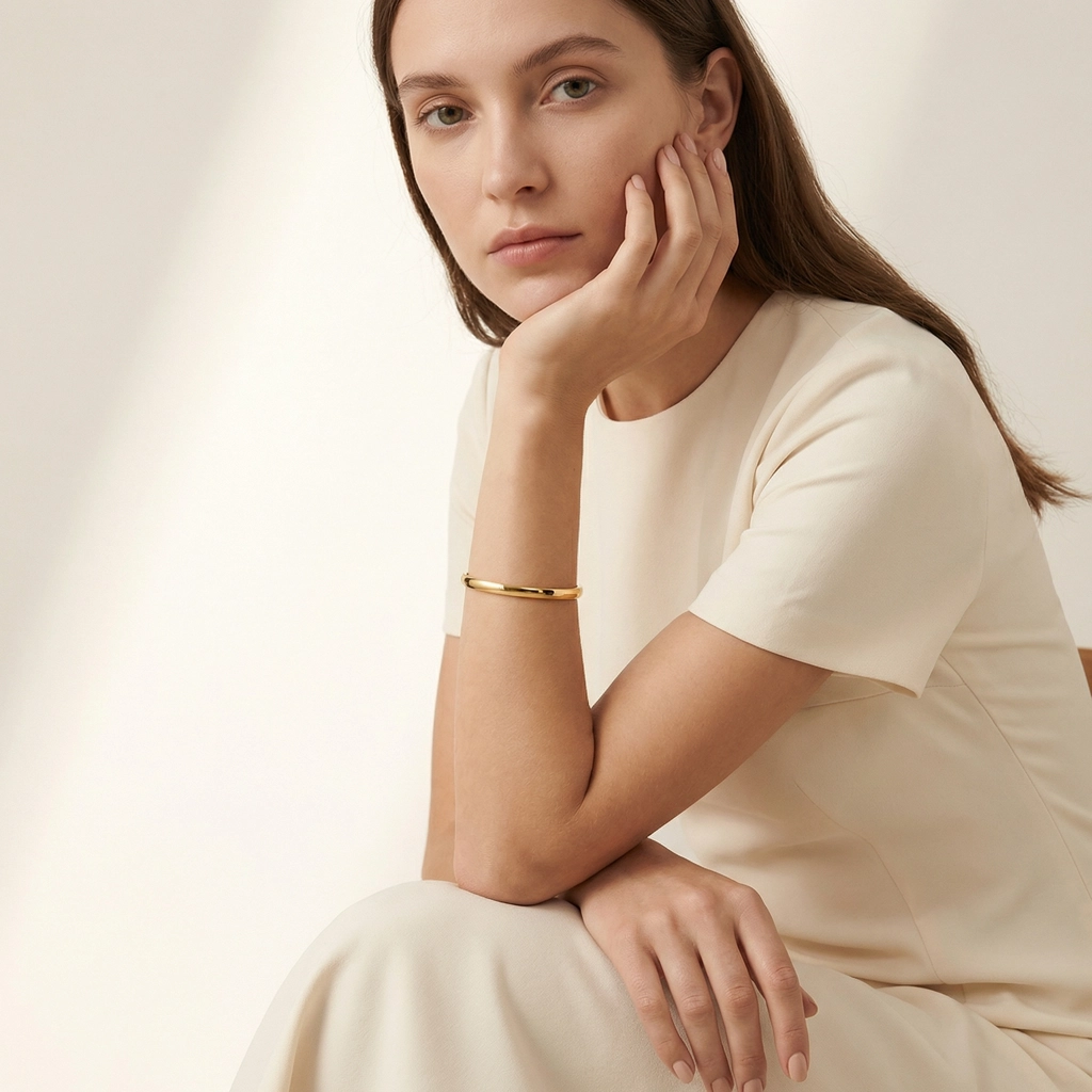 Minimalist Gold Hinged Bangle - Premium Jewelry